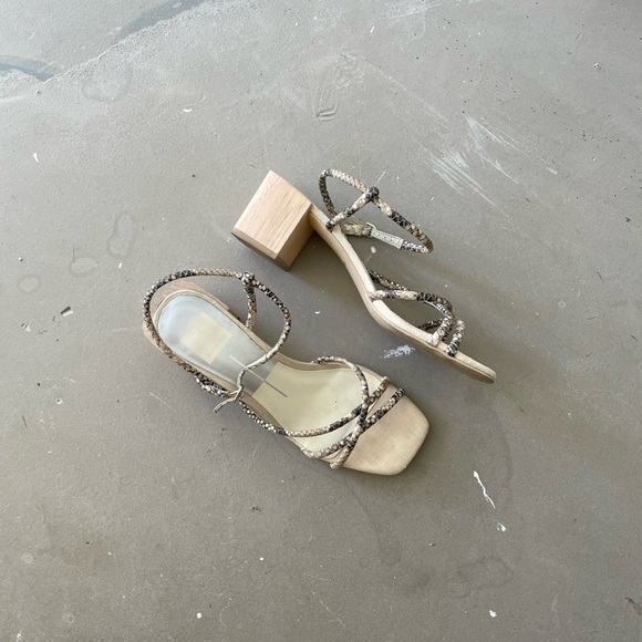 Dolce Vita Zayla snake-print leather sandal block heel - Picture 4 of 4